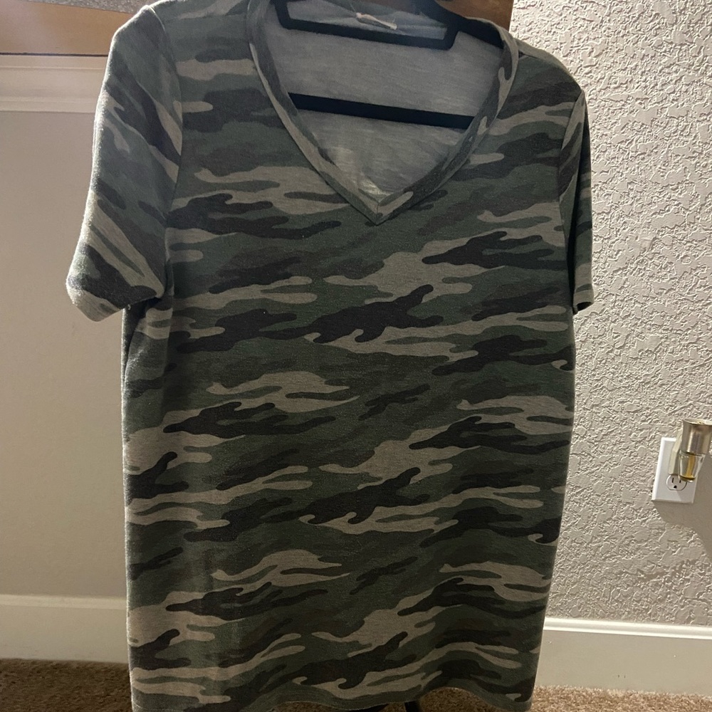 Camo short sleeve shirt